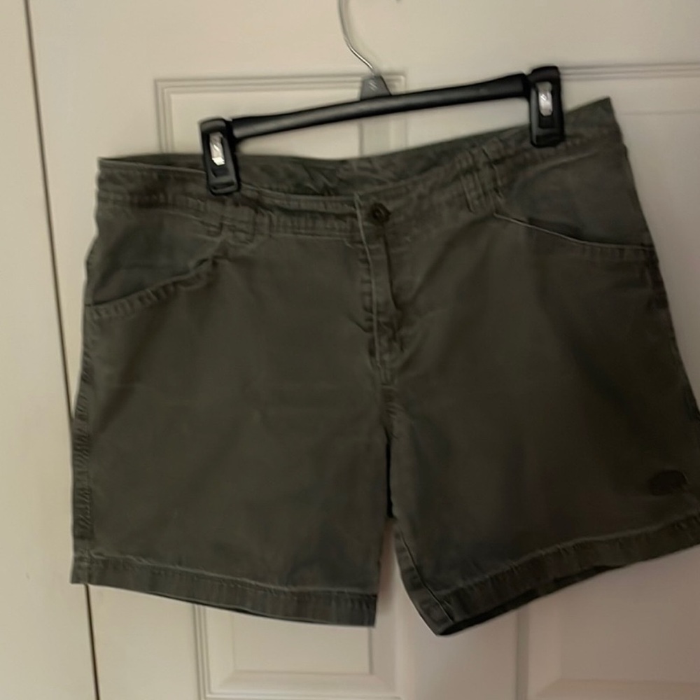 Women’s North Face Olive Cargo Shorts